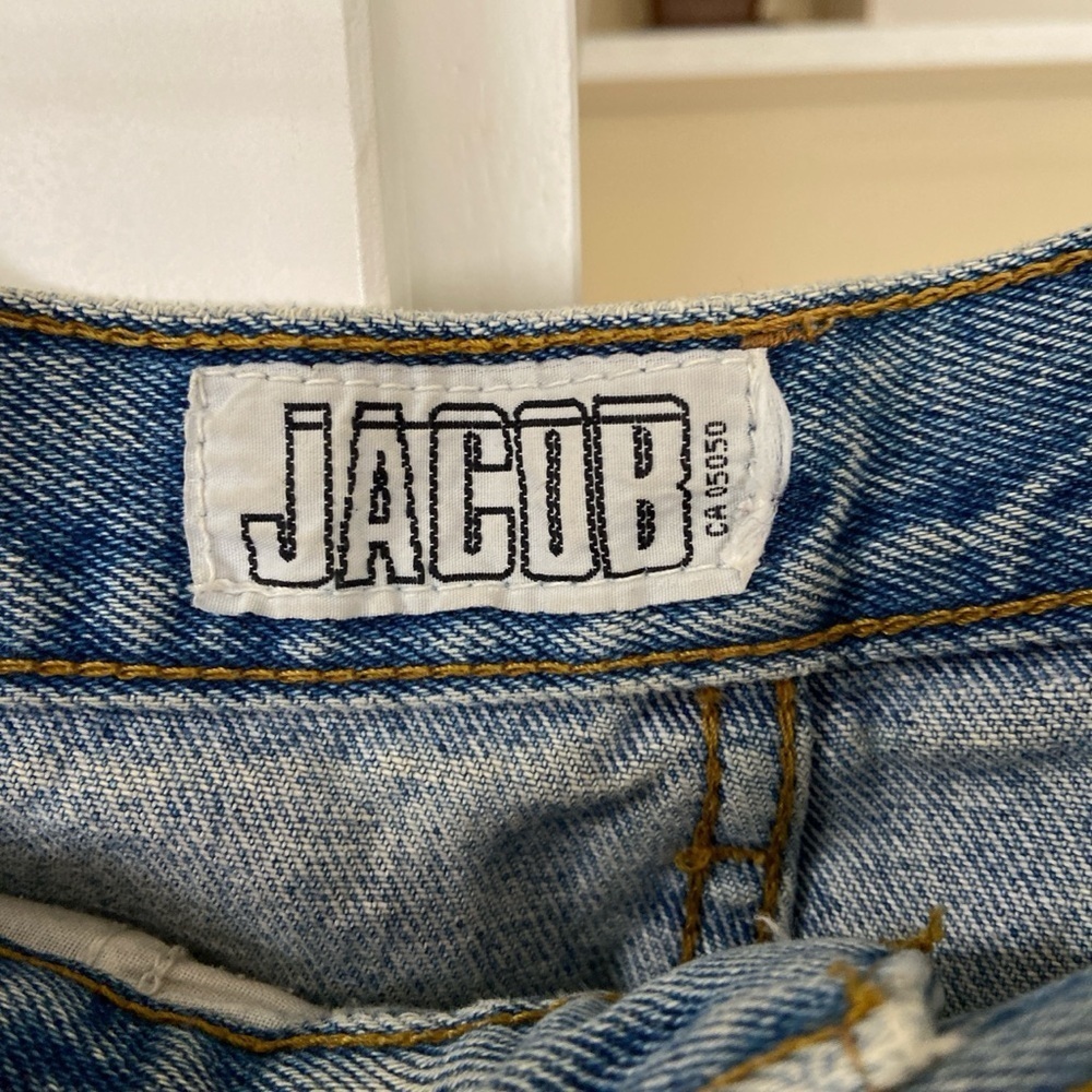 Vintage High waisted denim shorts - Picture 3 of 5
